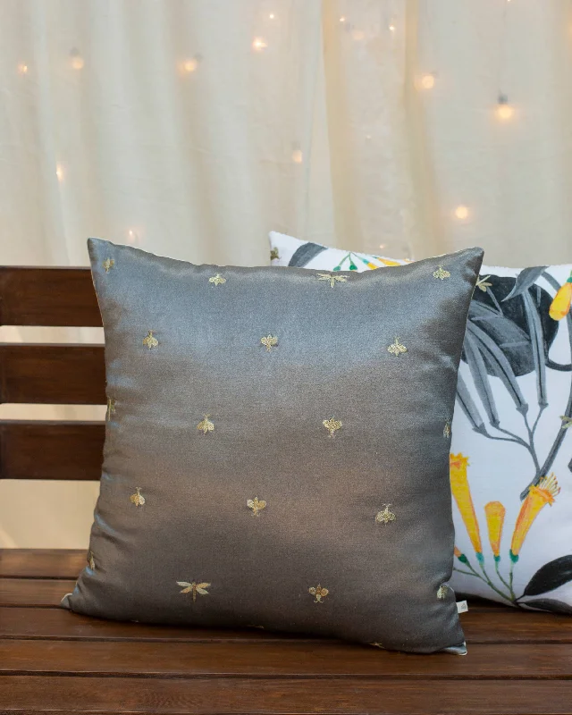 - Foldable and portable cat bag Bugged Cushion Cover - Grey
