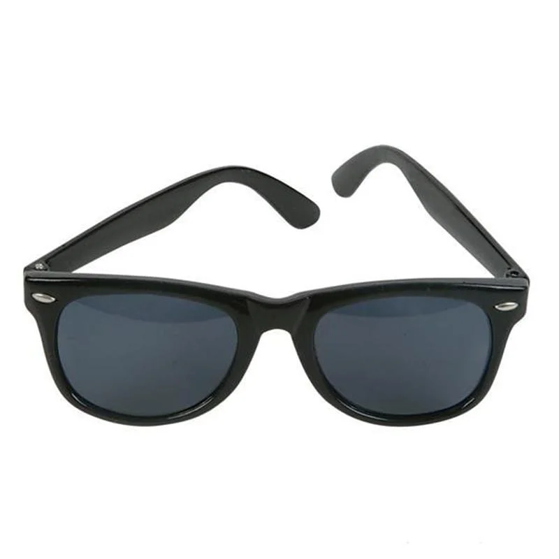 - Chinchilla cooling ice nest ceramic plate Black sunglasses