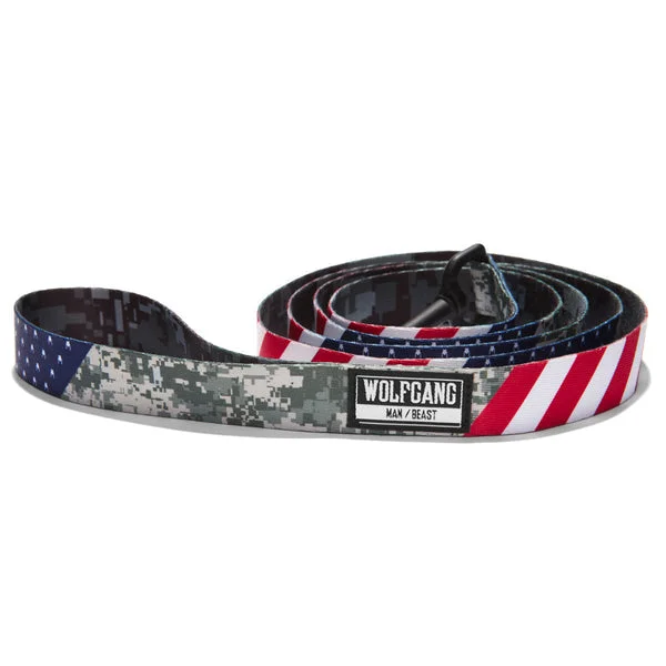 3. **Pet food bowl is anti-slip design**Coastal Wolfgang Man & Beast Digital Leash