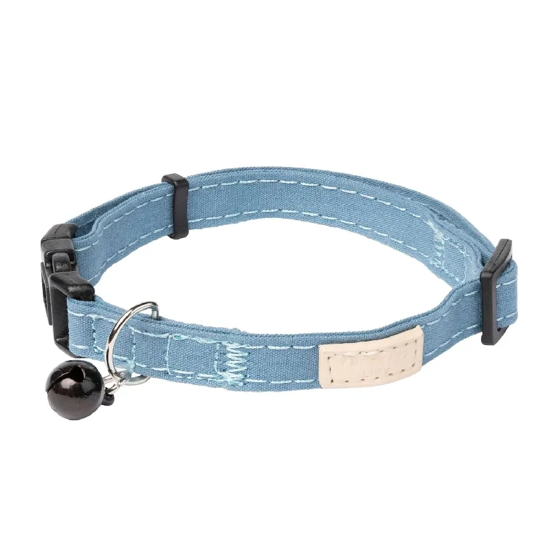7. **Cat drinking fountain filter model**FuzzYard Life French Blue Cat Collar