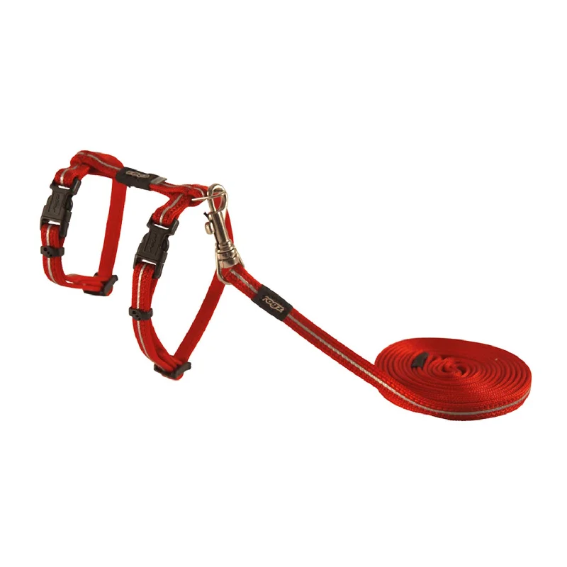 5. **Pet backpack is breathable**Rogz Alleycat Cat Harness & Lead Set